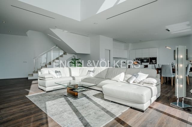 3 soveværelse Villa til salg i Altea med swimmingpool garage - € 2.075.000 (Ref: 9325393)