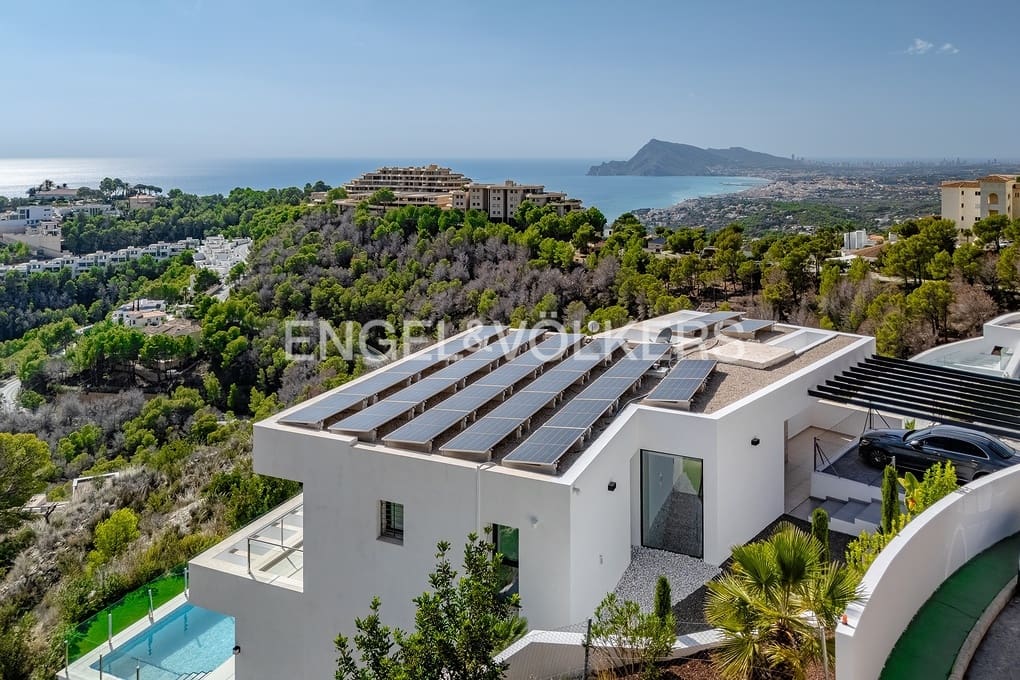 3 soveværelse Villa til salg i Altea med swimmingpool garage - € 2.075.000 (Ref: 9325393)