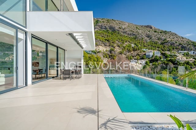 3 soveværelse Villa til salg i Altea med swimmingpool garage - € 2.075.000 (Ref: 9325393)