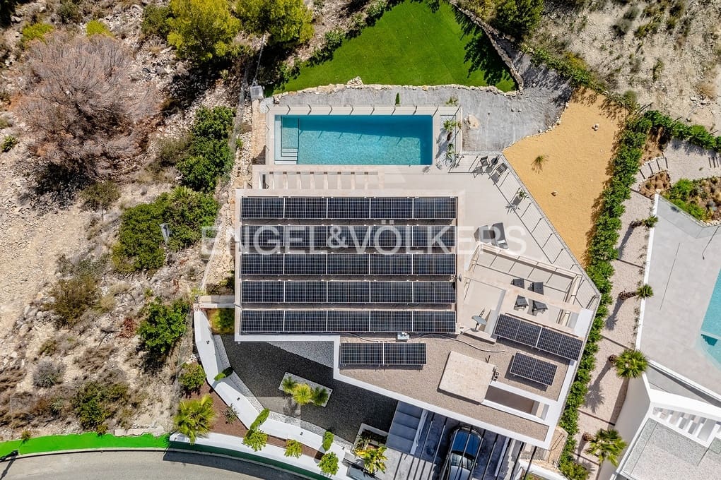 3 soveværelse Villa til salg i Altea med swimmingpool garage - € 2.075.000 (Ref: 9325393)