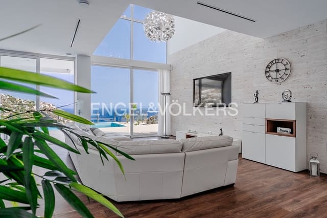 Chalet de 3 habitaciones en Altea en venta con piscina garaje - 1.980.000 € (Ref: 9325393)