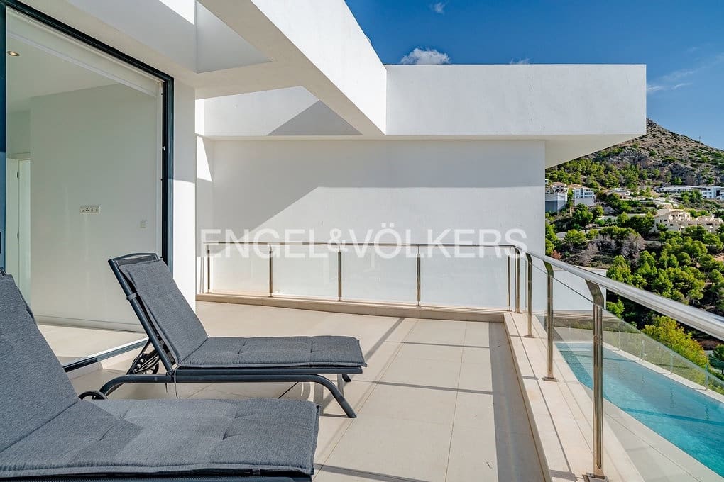 3 soverom Villa til salgs i Altea med svømmebasseng garasje - € 1 980 000 (Ref: 9325393)