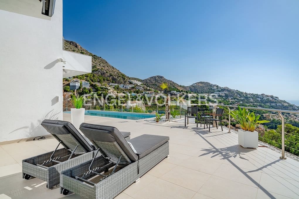 3 soverom Villa til salgs i Altea med svømmebasseng garasje - € 1 980 000 (Ref: 9325393)