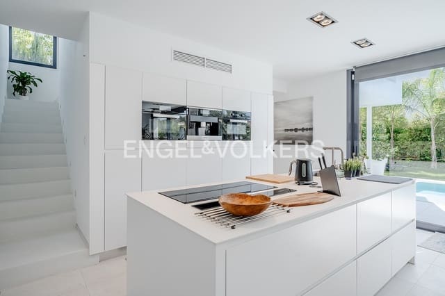 2 soveværelse Villa til salg i Calpe / Calp med swimmingpool garage - € 1.140.000 (Ref: 9327003)