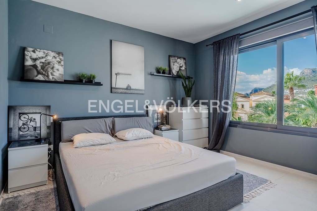 2 soveværelse Villa til salg i Calpe / Calp med swimmingpool garage - € 1.140.000 (Ref: 9327003)