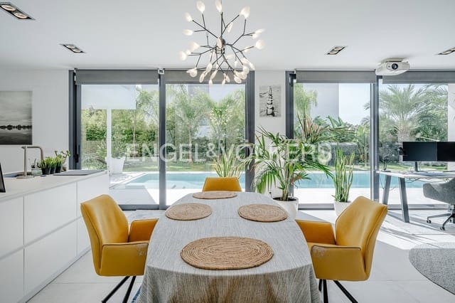 2 sovrum Villa till salu i Pueblo, Calpe / Calp med pool garage - 990 000 € (Ref: 9327003)