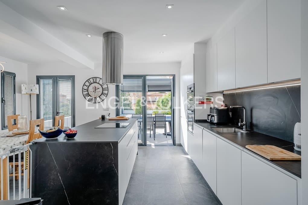 2 sovrum Villa till salu i Calpe / Calp med pool garage - 650 000 € (Ref: 9329900)