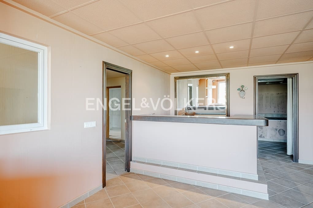 3 bedroom Villa for sale in Altea with pool garage - € 999,000 (Ref: 9340371)