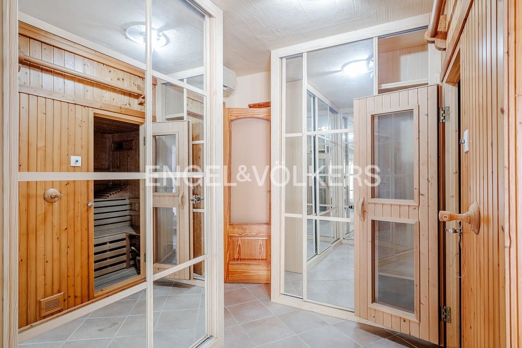 3 bedroom Villa for sale in Altea with pool garage - € 999,000 (Ref: 9340371)