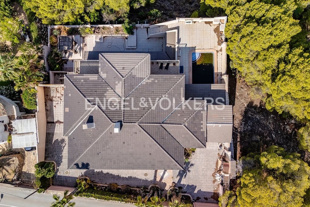 Chalet de 3 habitaciones en Altea en venta con piscina garaje - 790.000 € (Ref: 9340371)