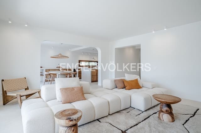 5 soverom Villa til salgs i Benissa med svømmebasseng garasje - € 2 795 000 (Ref: 9343892)