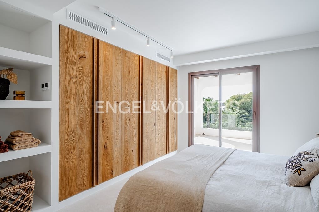 5 makuuhuone Huvila myytävänä paikassa Benissa mukana uima-altaan 
autotalli - 2 795 000 € (Ref: 9343892)