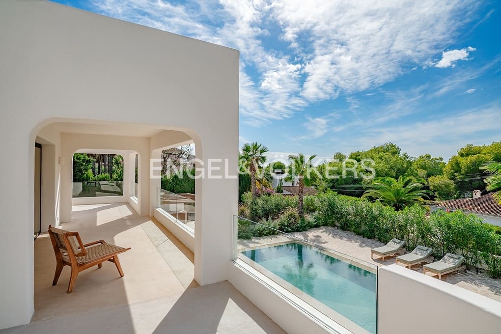 5 makuuhuone Huvila myytävänä paikassa Benissa mukana uima-altaan 
autotalli - 2 795 000 € (Ref: 9343892)