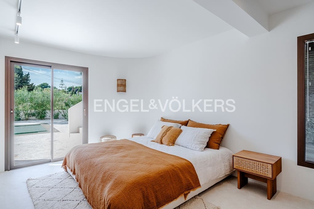 5 makuuhuone Huvila myytävänä paikassa Benissa mukana uima-altaan 
autotalli - 2 795 000 € (Ref: 9343892)