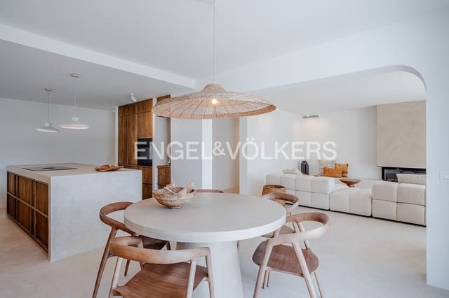 5 soverom Villa til salgs i Benissa med svømmebasseng garasje - € 2 795 000 (Ref: 9343892)