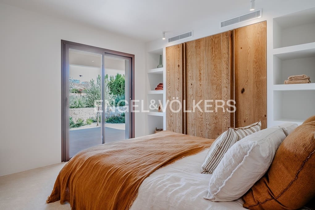 5 makuuhuone Huvila myytävänä paikassa Benissa mukana uima-altaan 
autotalli - 2 795 000 € (Ref: 9343892)