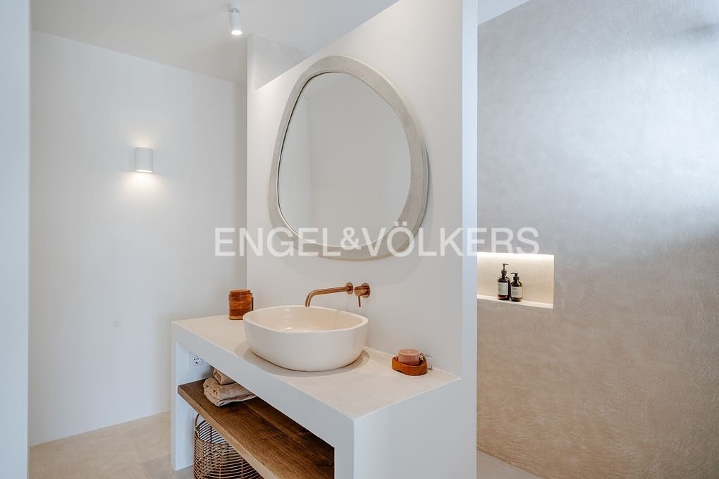 5 slaapkamer Villa te koop in Benissa met zwembad garage - € 2.495.000 (Ref: 9343892)