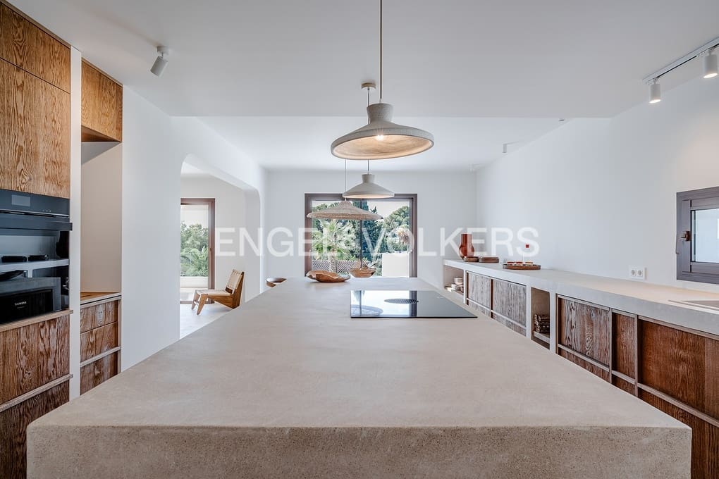 5 slaapkamer Villa te koop in Benissa met zwembad garage - € 2.495.000 (Ref: 9343892)