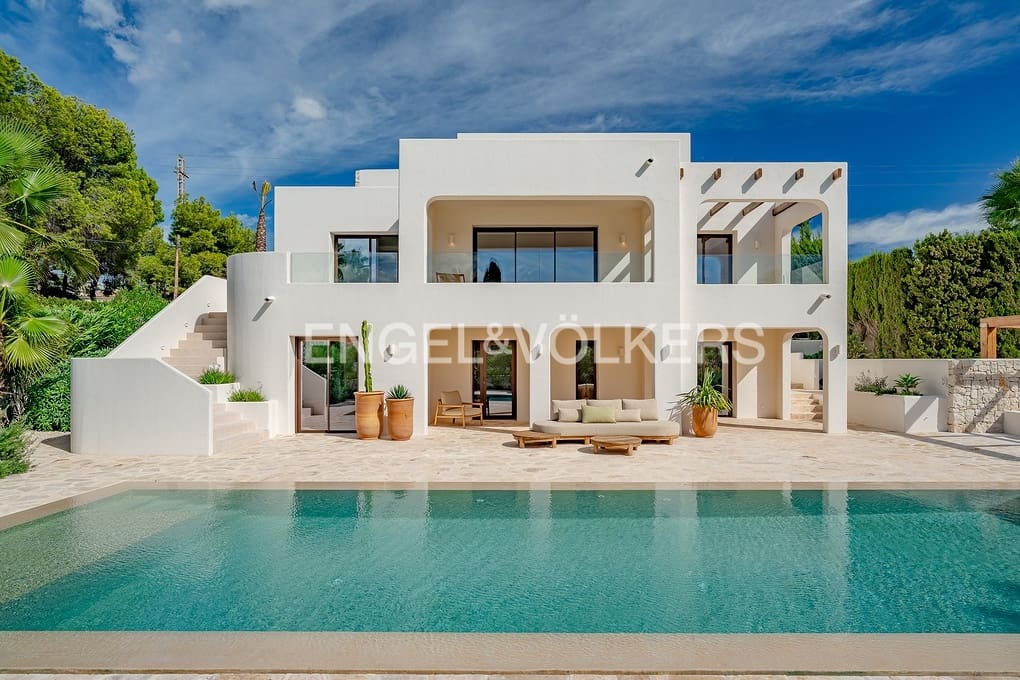 5 slaapkamer Villa te koop in Benissa met zwembad garage - € 2.495.000 (Ref: 9343892)