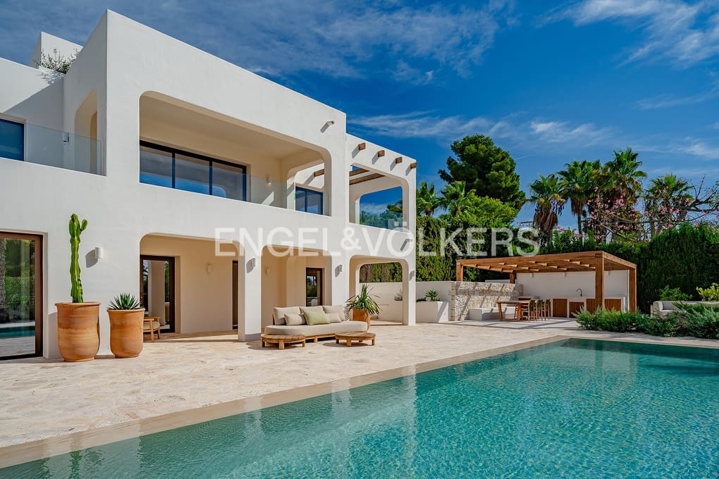 5 slaapkamer Villa te koop in Benissa met zwembad garage - € 2.495.000 (Ref: 9343892)