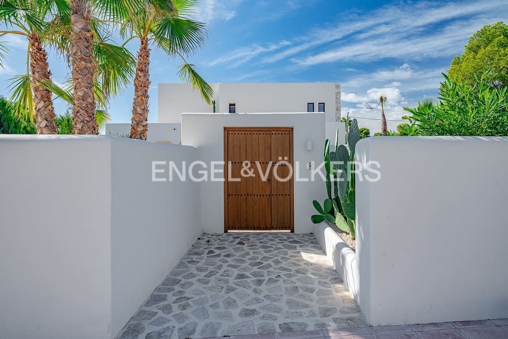 5 slaapkamer Villa te koop in Benissa met zwembad garage - € 2.495.000 (Ref: 9343892)