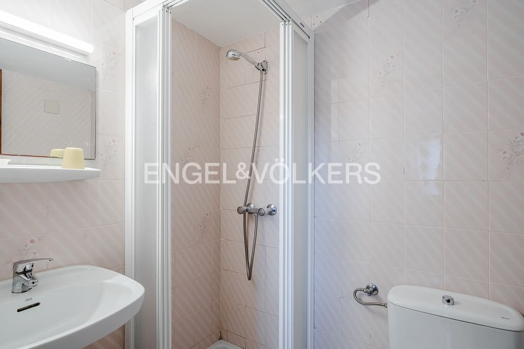 4 sovrum Villa till salu i Calpe / Calp med pool garage - 690 000 € (Ref: 9344031)