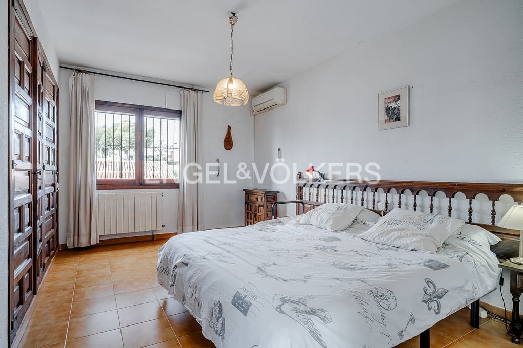 4 sovrum Villa till salu i Calpe / Calp med pool garage - 690 000 € (Ref: 9344031)