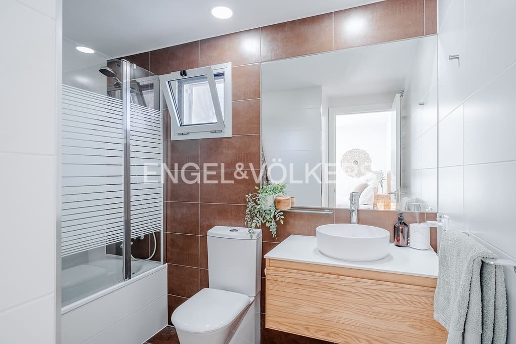 3 makuuhuone Huoneisto myytävänä paikassa Calpe / Calp mukana uima-altaan 
autotalli - 498 000 € (Ref: 9348638)