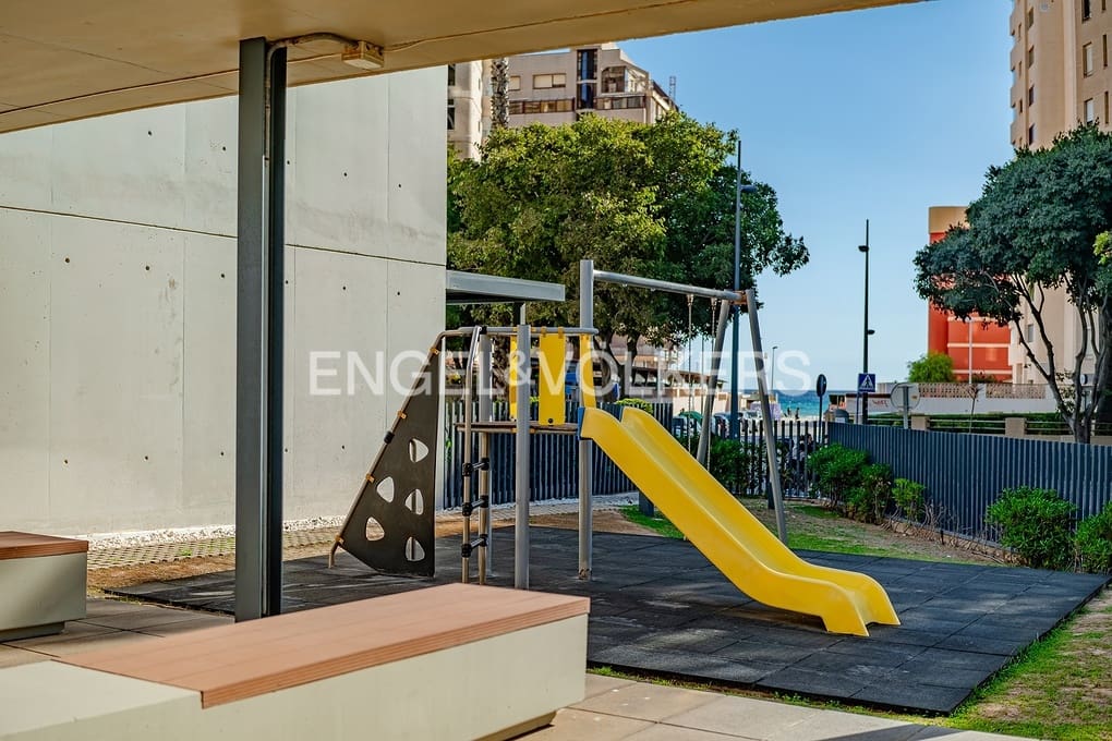 3 makuuhuone Huoneisto myytävänä paikassa Calpe / Calp mukana uima-altaan 
autotalli - 498 000 € (Ref: 9348638)