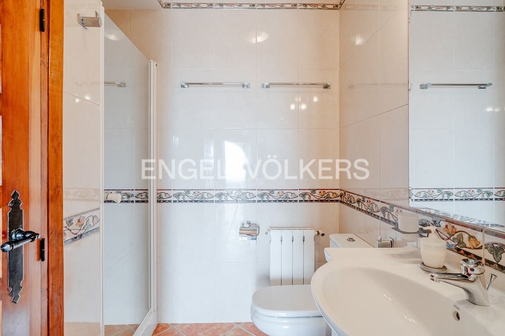 4 Zimmer Villa zu verkaufen in Calpe / Calp mit Pool Garage - 799.000 € (Ref: 9371305)