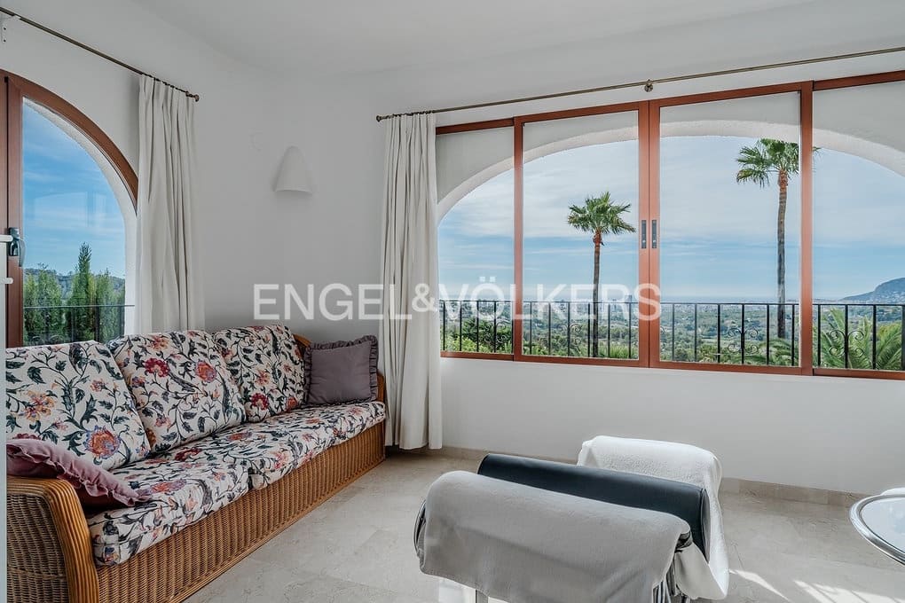4 soveværelse Villa til salg i Calpe / Calp med swimmingpool garage - € 760.000 (Ref: 9371305)