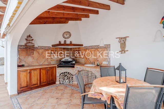 4 camera da letto Villa in vendita in Pueblo, Calpe / Calp con piscina garage - 760.000 € (Rif: 9371305)