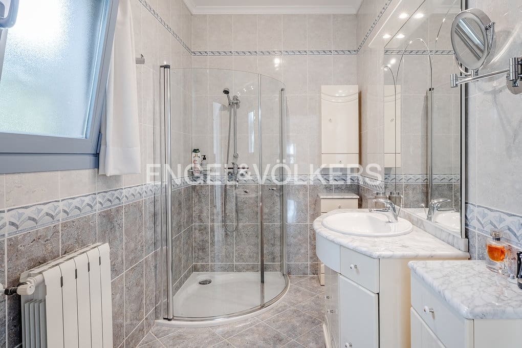 4 soveværelse Villa til salg i Calpe / Calp med swimmingpool garage - € 760.000 (Ref: 9371305)