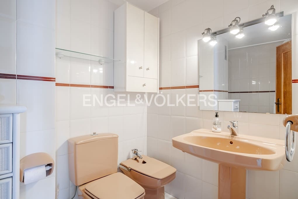 Apartamento de 2 habitaciones en Calpe / Calp en venta con piscina - 370.000 € (Ref: 9379578)