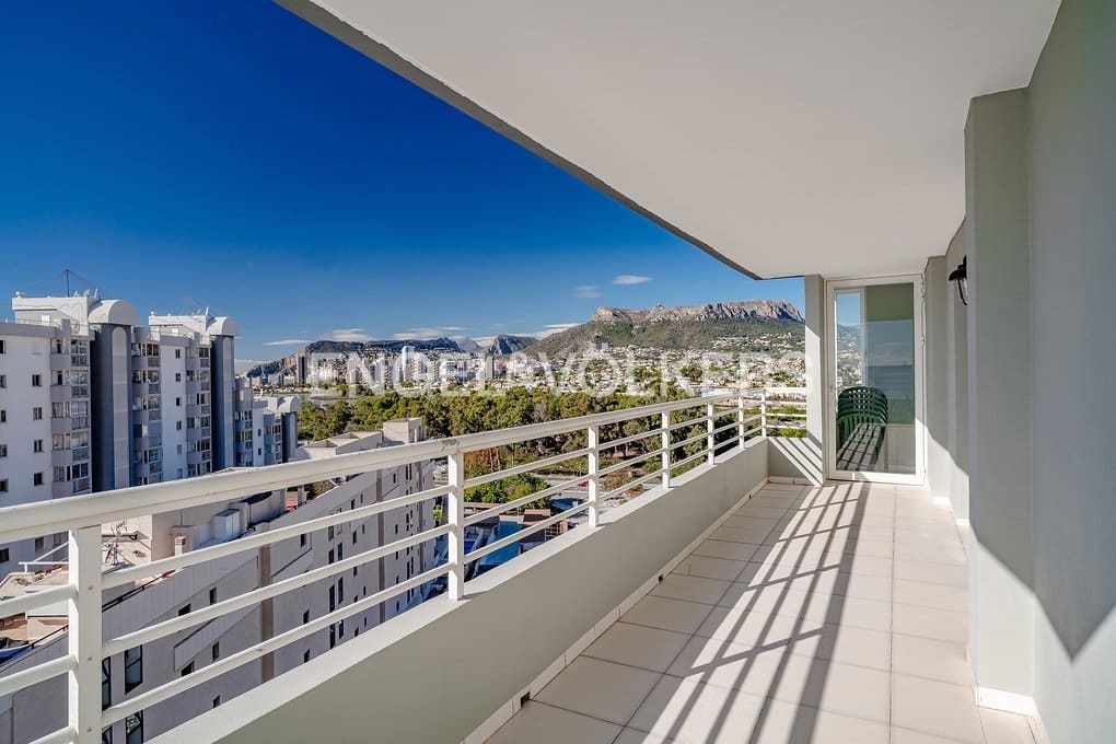 2 sovrum Lägenhet till salu i Calpe / Calp med pool - 370 000 € (Ref: 9379578)