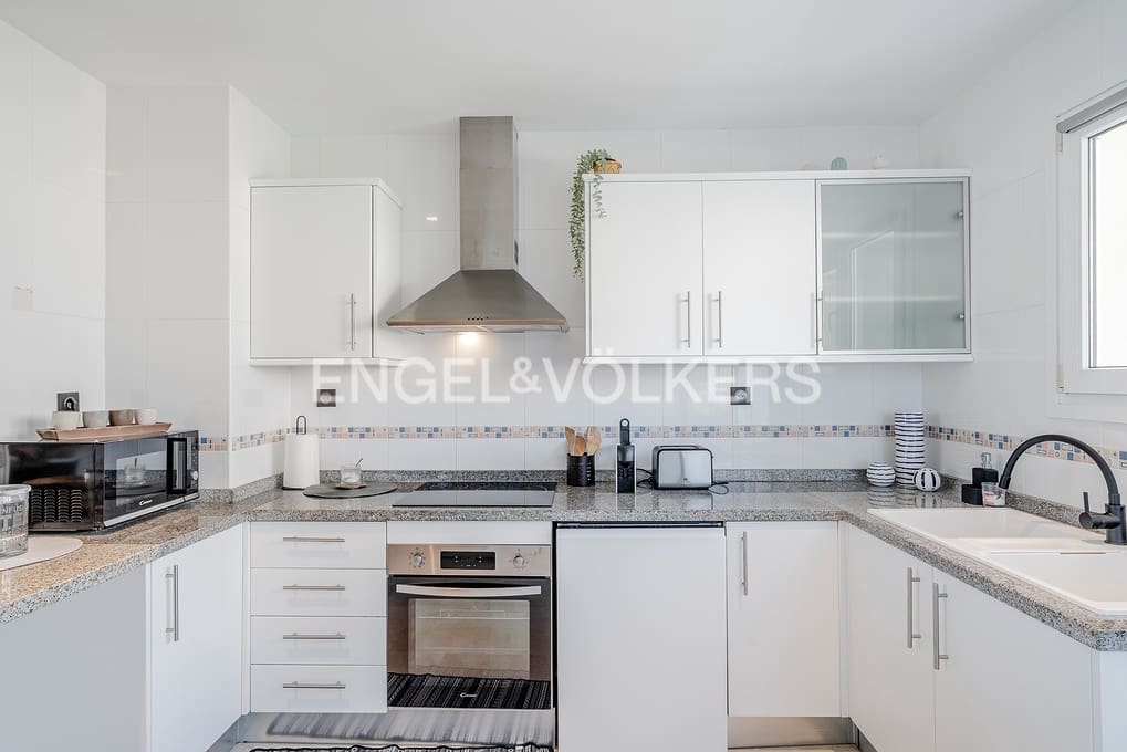 2 soverom Leilighet til salgs i Altea med svømmebasseng garasje - € 535 000 (Ref: 9384791)