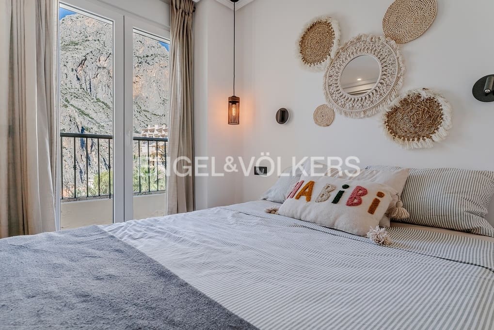 2 soverom Leilighet til salgs i Altea med svømmebasseng garasje - € 535 000 (Ref: 9384791)