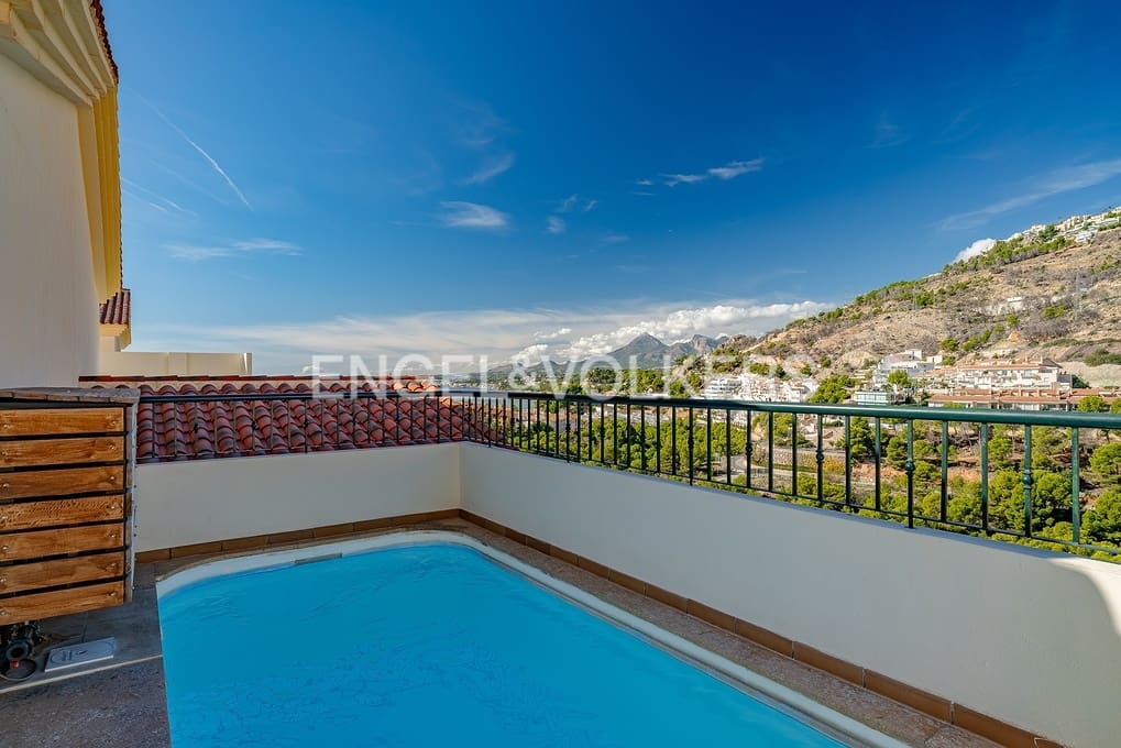 2 soverom Leilighet til salgs i Altea med svømmebasseng garasje - € 535 000 (Ref: 9384791)