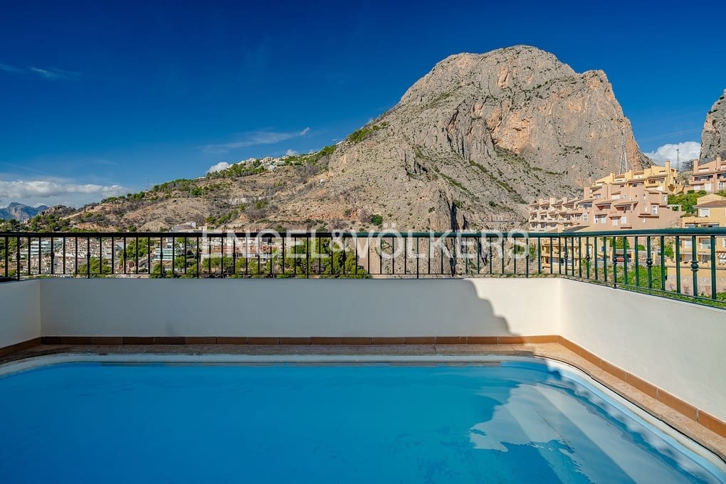 2 soverom Leilighet til salgs i Altea med svømmebasseng garasje - € 535 000 (Ref: 9384791)