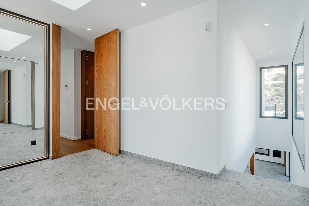 3 soverom Villa til salgs i Cumbre del Sol med svømmebasseng garasje - € 2 400 000 (Ref: 9389974)