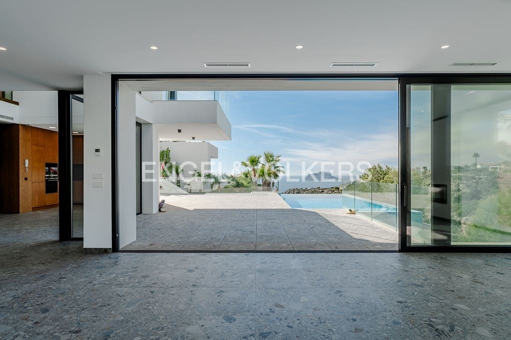 3 soverom Villa til salgs i Cumbre del Sol med svømmebasseng garasje - € 2 400 000 (Ref: 9389974)