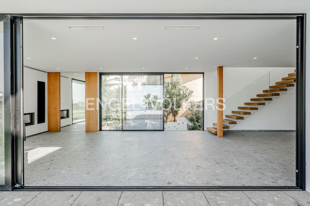 3 soverom Villa til salgs i Cumbre del Sol med svømmebasseng garasje - € 2 400 000 (Ref: 9389974)