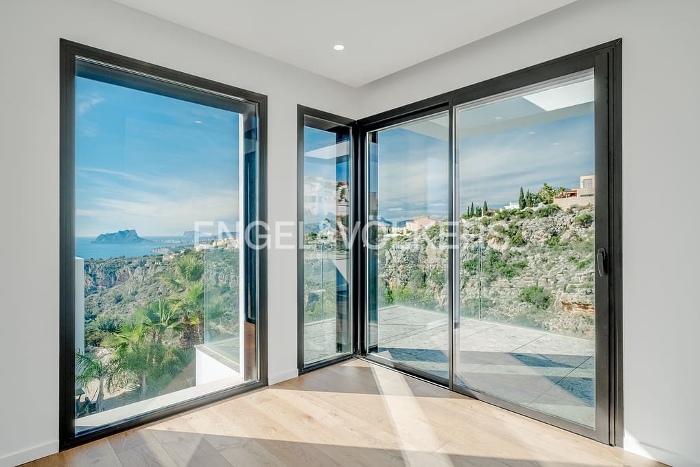 3 soverom Villa til salgs i Cumbre del Sol med svømmebasseng garasje - € 2 400 000 (Ref: 9389974)