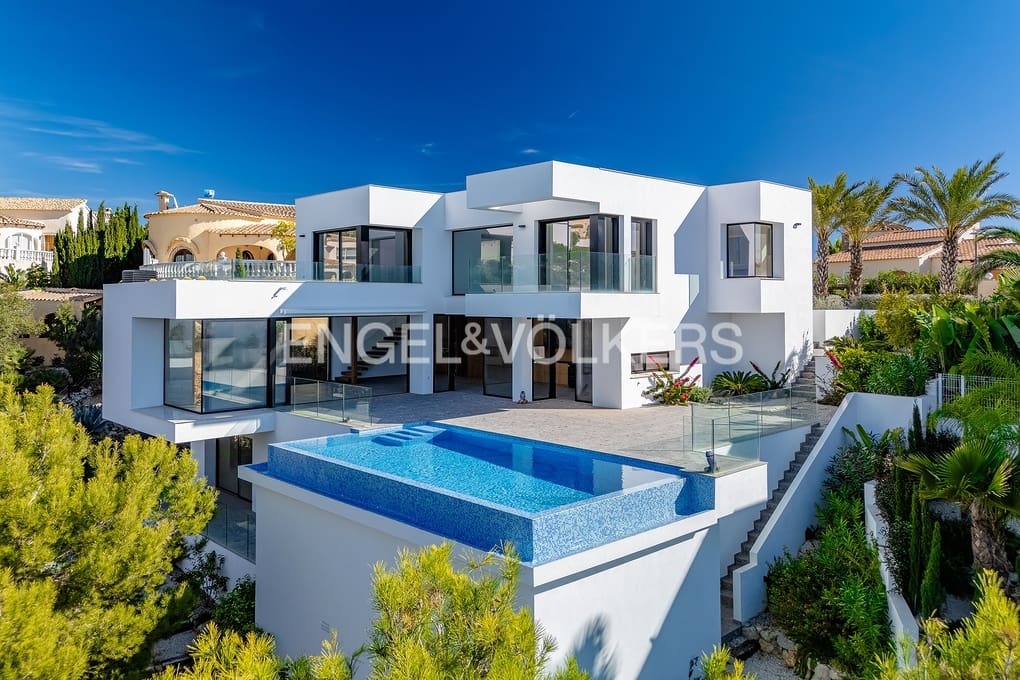 3 soverom Villa til salgs i Cumbre del Sol med svømmebasseng garasje - € 2 400 000 (Ref: 9389974)