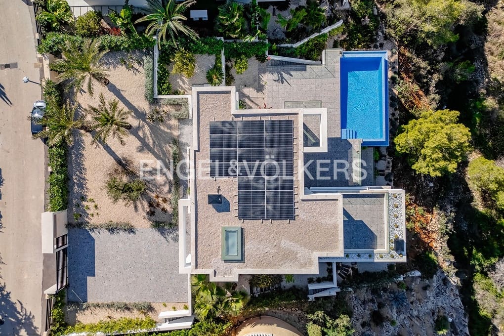 3 soverom Villa til salgs i Cumbre del Sol med svømmebasseng garasje - € 2 400 000 (Ref: 9389974)