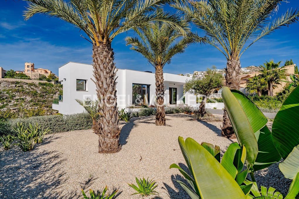 3 soverom Villa til salgs i Cumbre del Sol med svømmebasseng garasje - € 2 400 000 (Ref: 9389974)