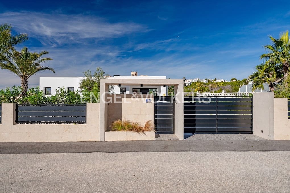 3 sovrum Villa till salu i Benitachell / Benitatxell med pool garage - 2 250 000 € (Ref: 9389974)