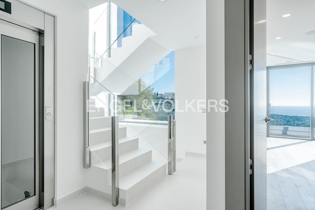 6 soveværelse Villa til salg i Benissa med swimmingpool garage - € 4.300.000 (Ref: 9400095)