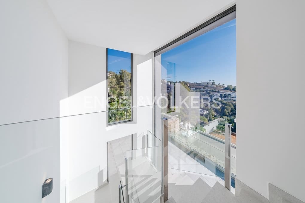 6 soveværelse Villa til salg i Benissa med swimmingpool garage - € 3.900.000 (Ref: 9400095)