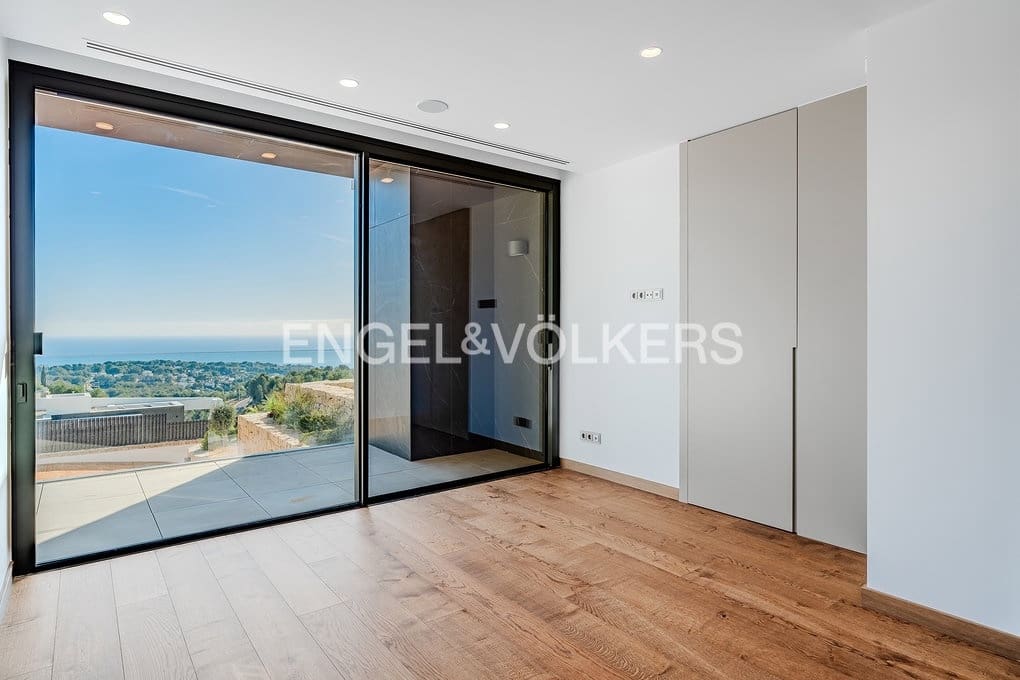 6 soveværelse Villa til salg i Benissa med swimmingpool garage - € 3.900.000 (Ref: 9400095)